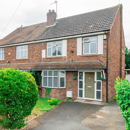 Stunning Place, Close To Windsor & Heathrow & Private Parking Burnham  Exterior foto